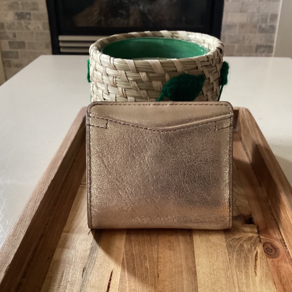 Gold Leather Wallet - Fossil - Picture 2 of 7